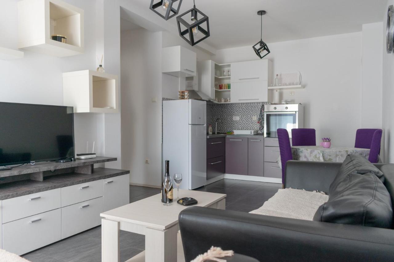 Stan Na Dan 021 Apartman Újvidék Kültér fotó