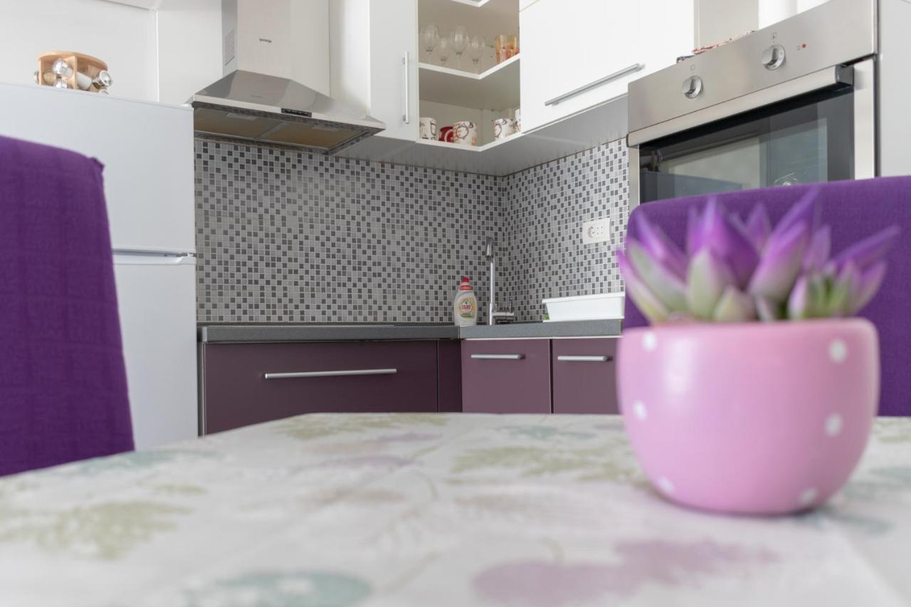 Stan Na Dan 021 Apartman Újvidék Kültér fotó